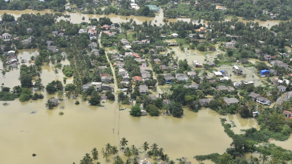 斯里兰卡强暴雨引发洪水:5人死亡