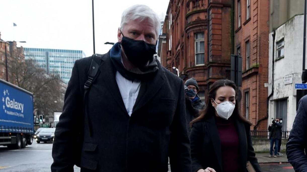 Tribunal británico deniega libertad bajo fianza a Assange