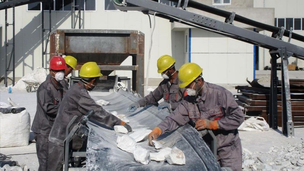 افغانستان بیش از یک میلیون تن سنگ تالک صادر کرد