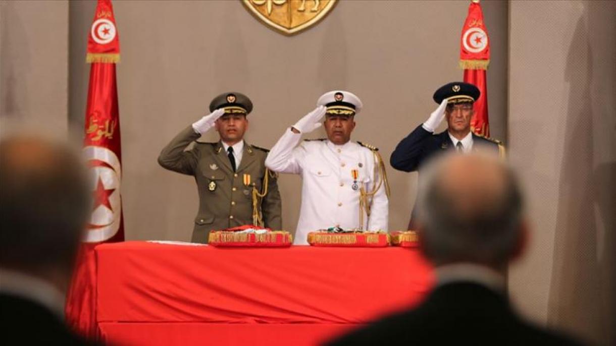 突尼斯为逝世总统埃塞卜西举行国葬
