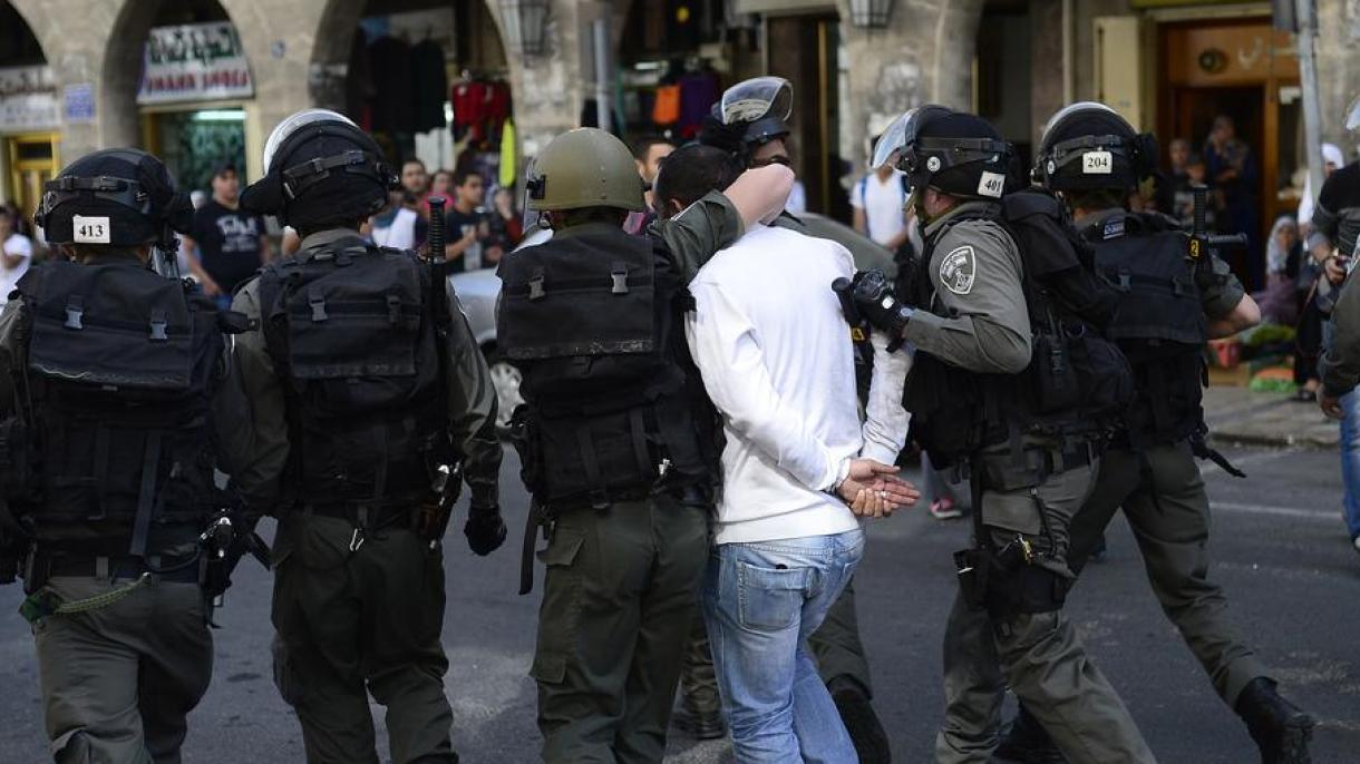 Detienen a palestinos en distintas partes de Cisjordania por los soldados israelíes