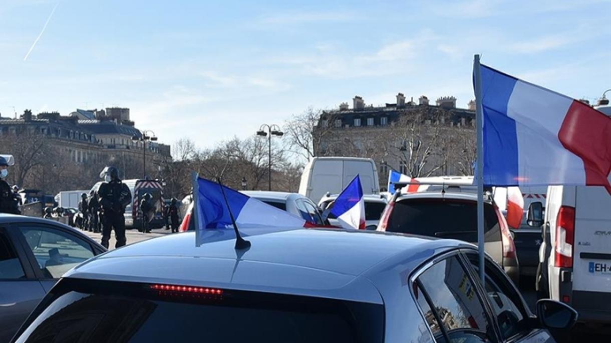 پیرس:قافلہ آزادی نامی مظاہرے پر پولیس کا دھاوا