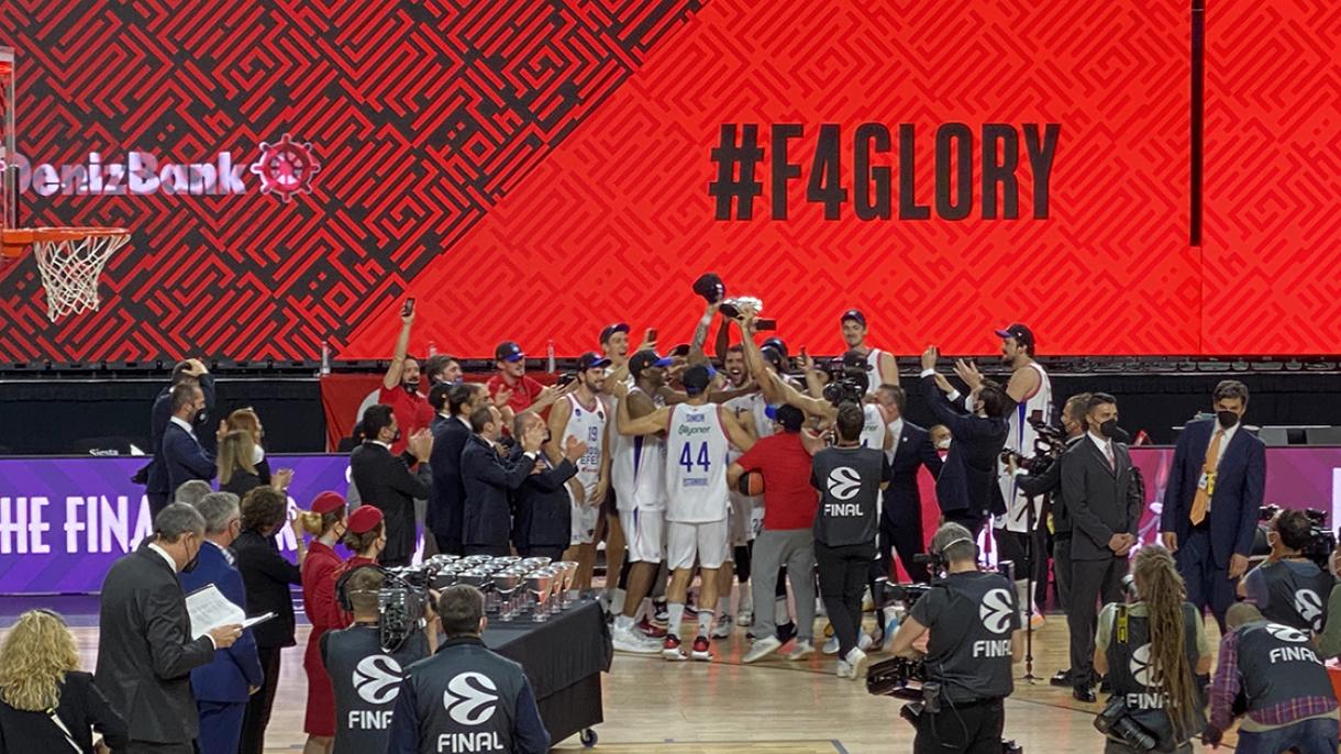 Anadolu Efes Basketbol şampiyon1.jpg