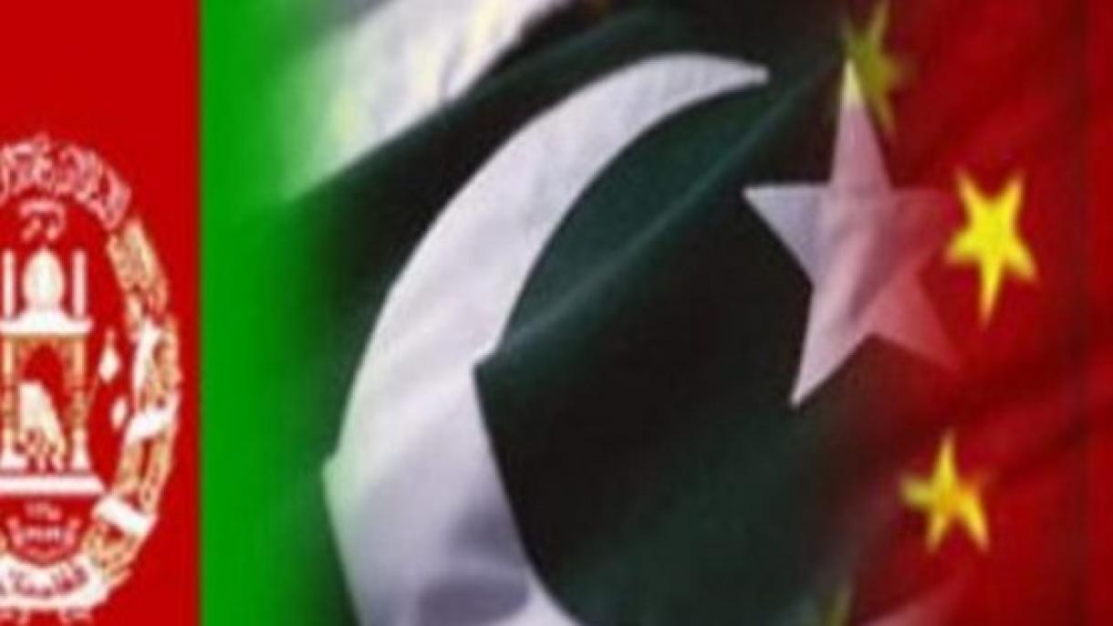 نشست سه جانبه میان افغانستان، چین و دولت جدید پاکستان