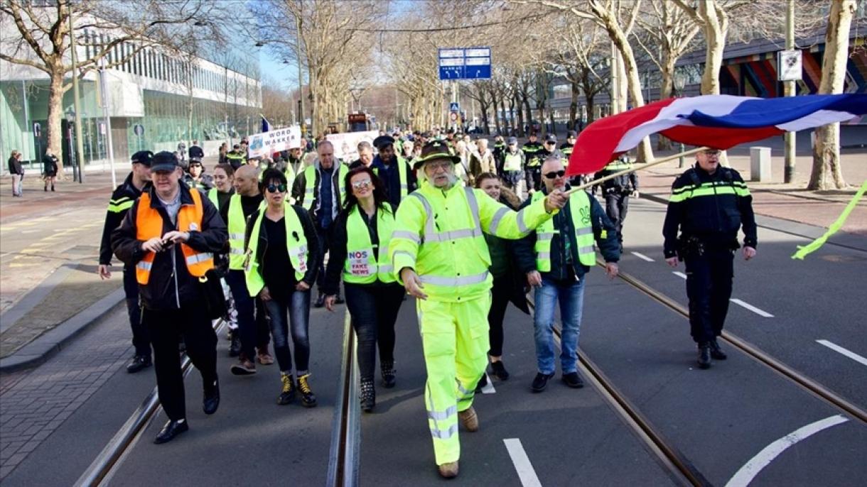 ادامه اعتراضات جلیقه زردها در هلند