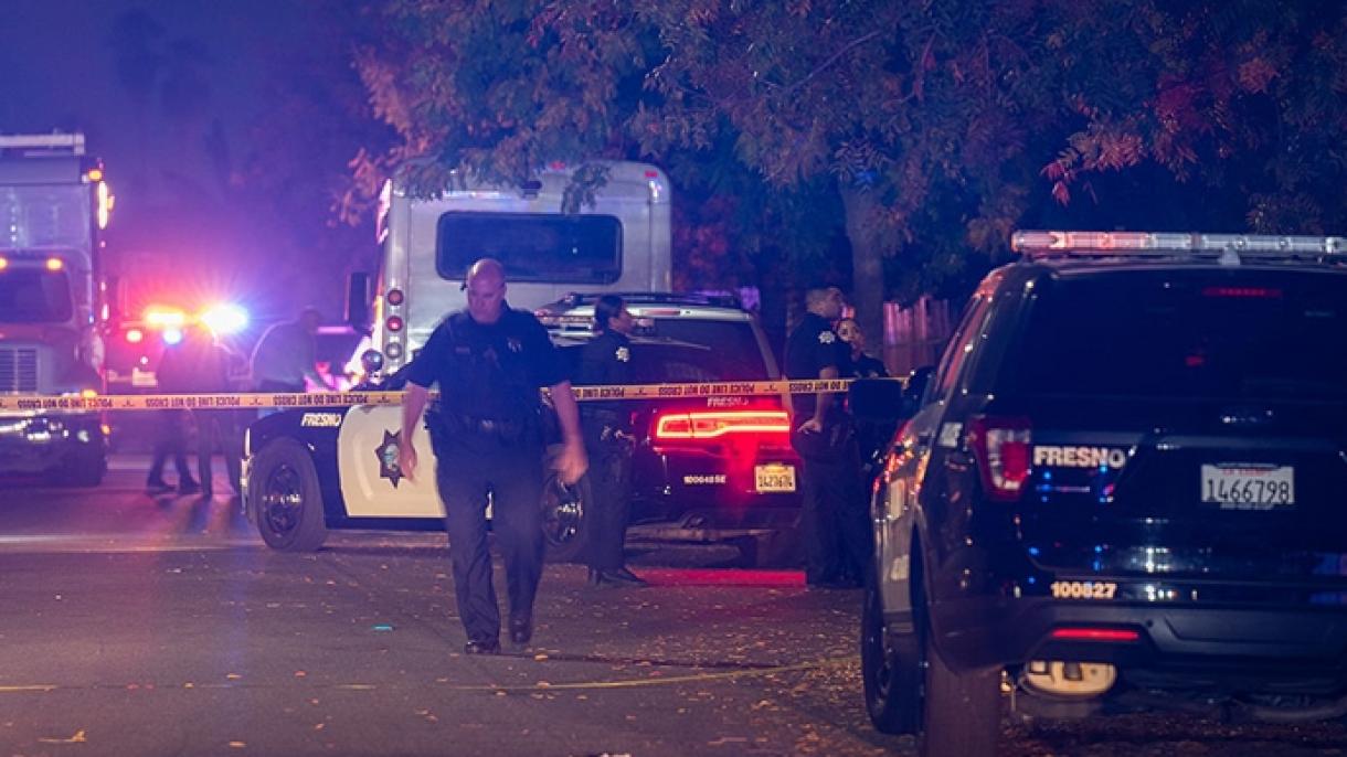 Dos hombres abrieron fuego contra la multitud en el distrito de Wrightwood en EEUU