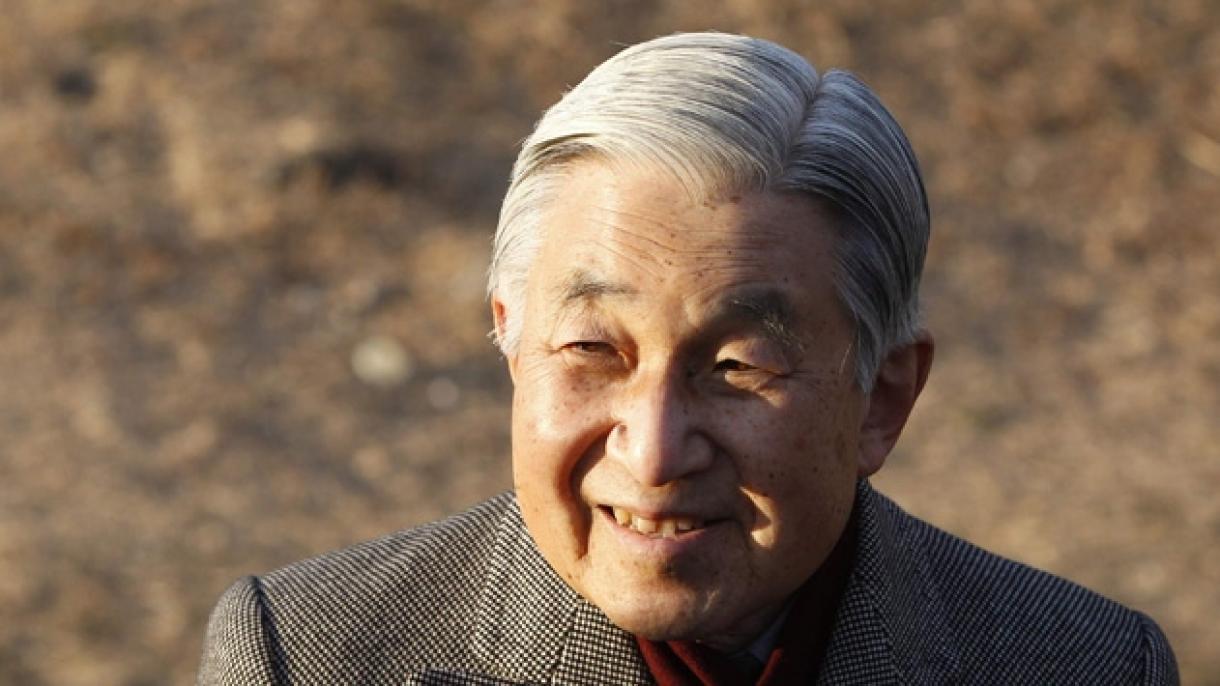 Deja el trono el emperador nipón Akihito