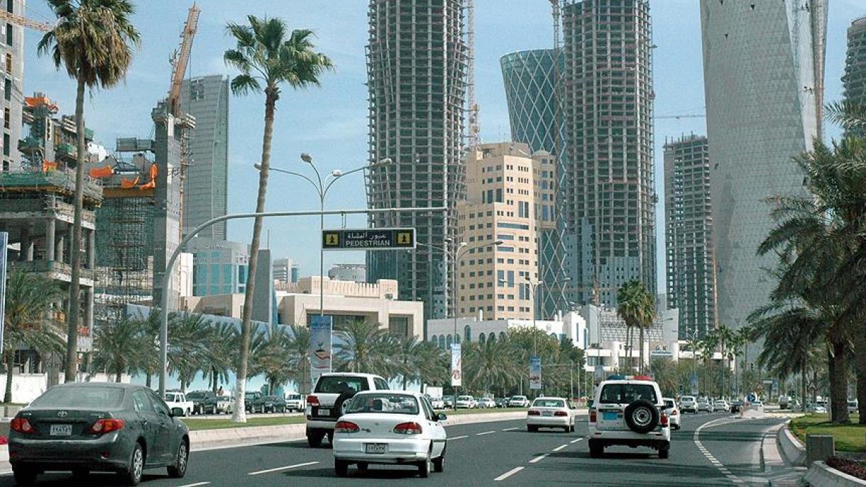 قطر دادستان کل سابق آمریکا را وکیل خود کرد