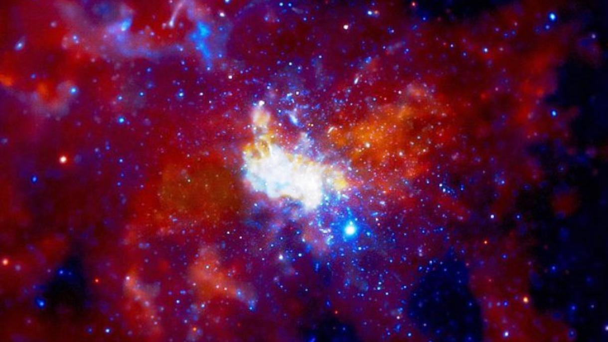 İki kosmik teleskop qurumu “Sagittarius A” qara dəliyini tədqiq edəcək