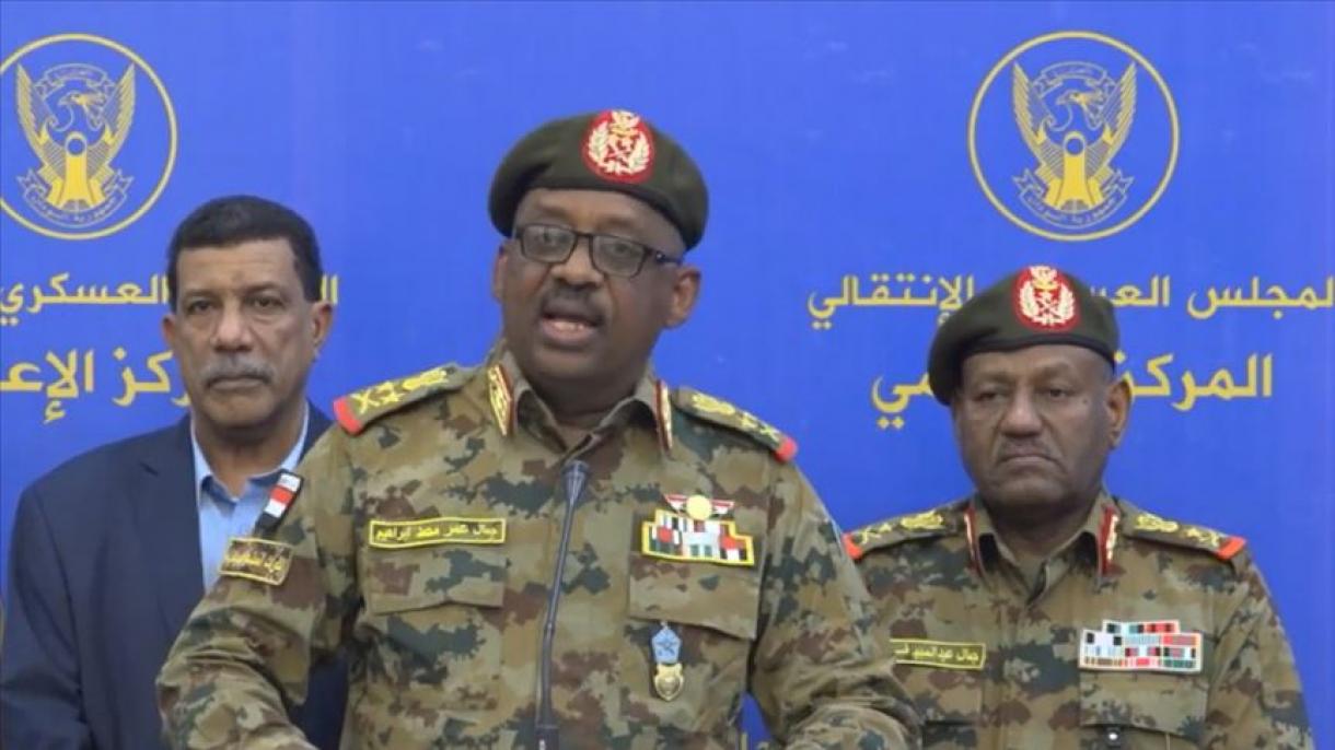 苏丹过度军事委员会宣布制止新政变企图