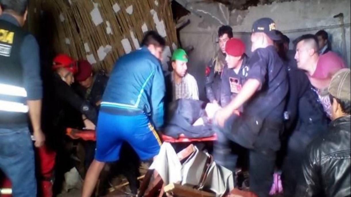 Perú: al menos 13 muertos por deslave sobre hotel