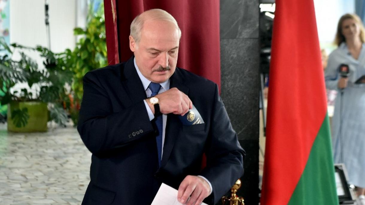 出口民调显示卢卡申科在白俄罗斯总统选举中获得近80%选票