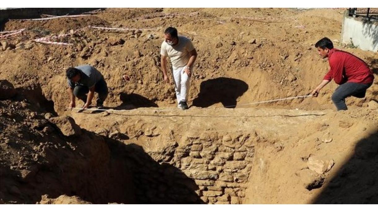 В Айдън бе открита крепостна стена датираща от преди около 1 600 години