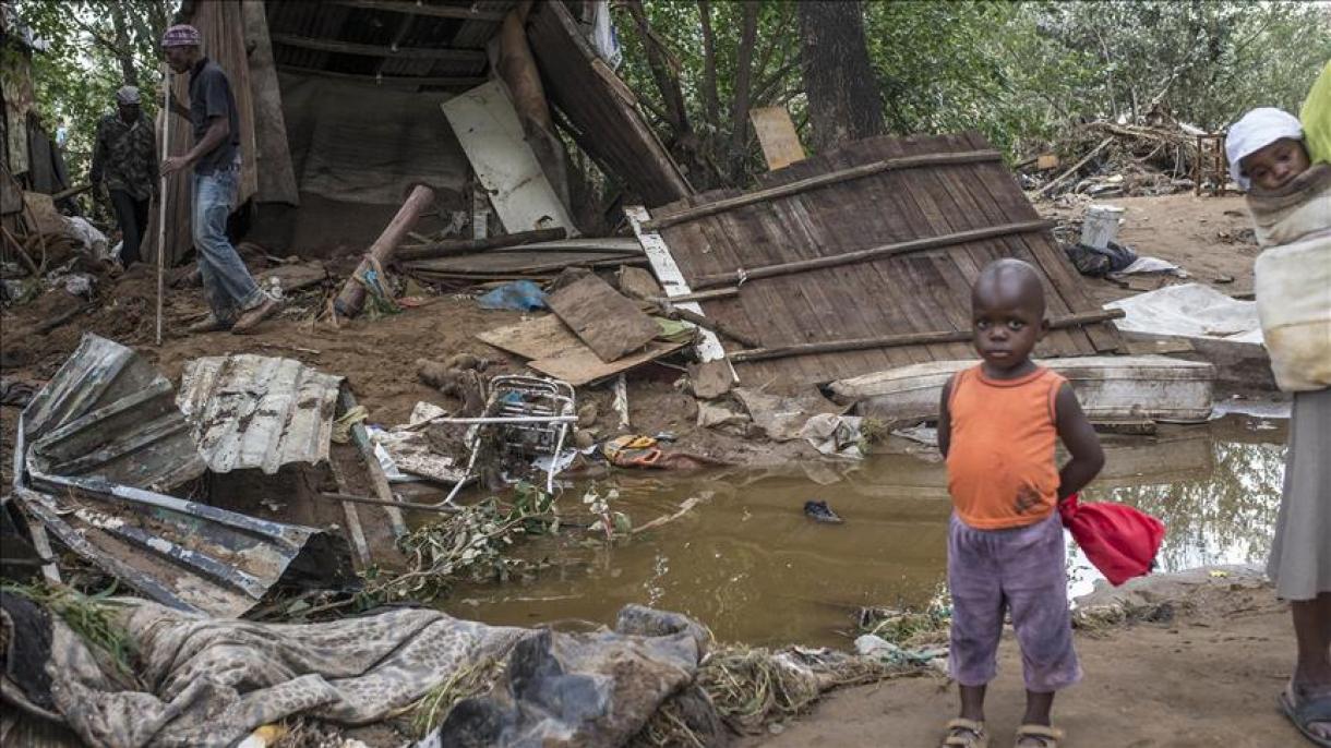 加纳发生洪灾  12人丧命