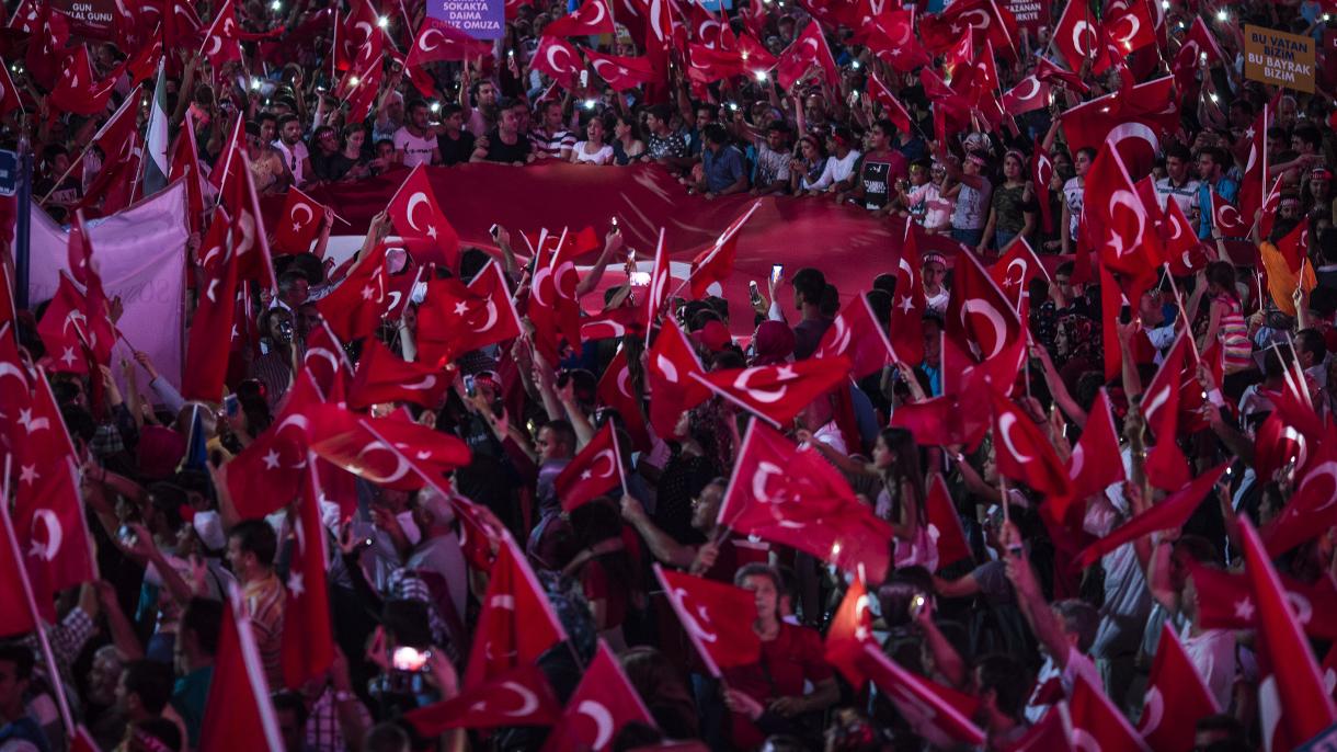 ترکی بھر کے  شہروں میں عوام کا جذبہ و جوش دیکھنے سے تعلق رکھتا ہے