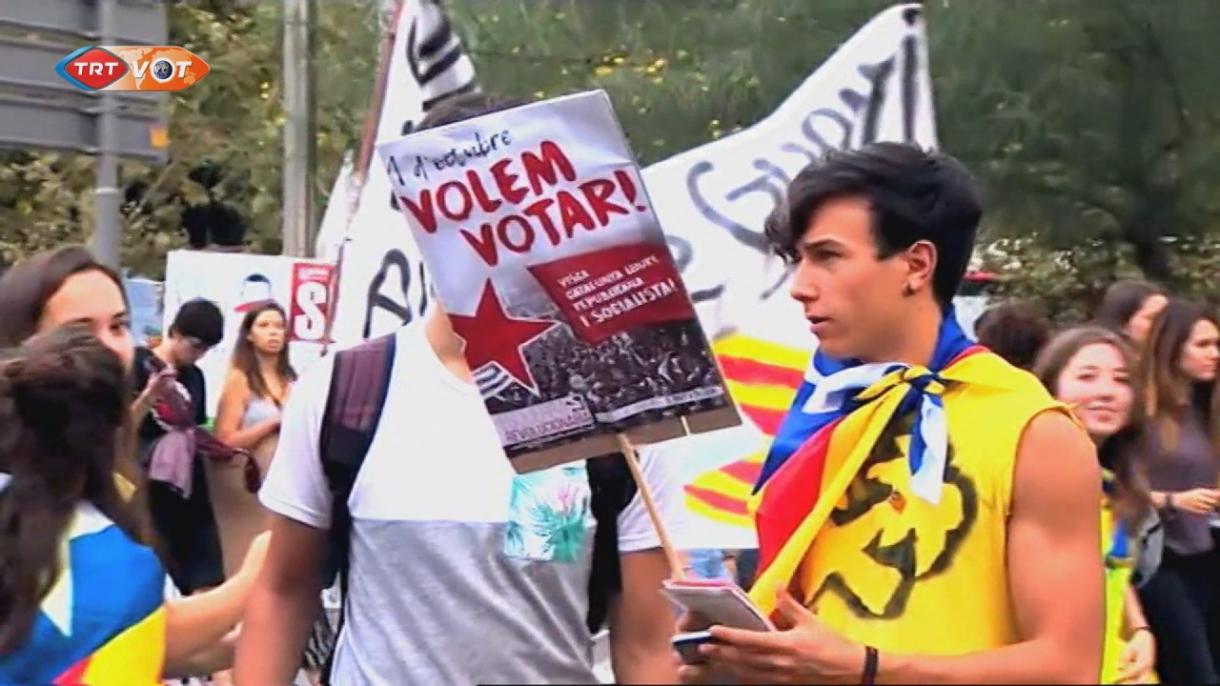 تظاهرات دانشجویان برای استقلال کاتالونیا