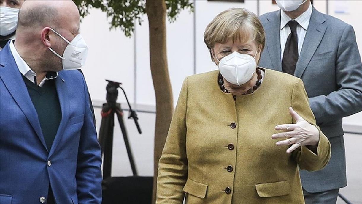 Меркель:«Пандемия алдыдагы айларда жана жылдарда жашообузга таасирин тийгизе берет»
