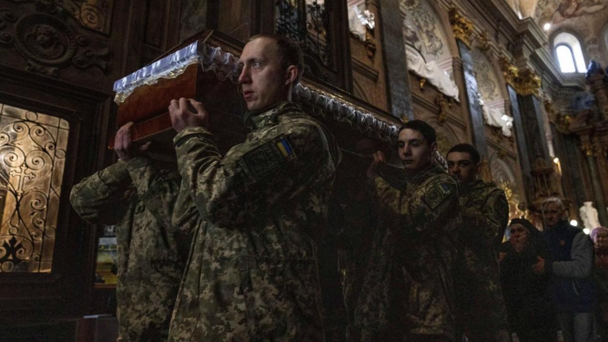 اوکراین د لومړي ځل لپاره په روانه جګړه کې د خپلو پوځیانو ځاني تلفاتو شمیره اعلان کړه