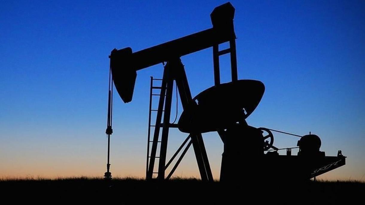 تعداد دکل های نفتی فعال در آمریکا کاهش یافت