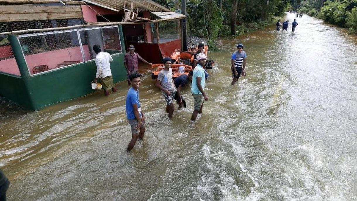 ویتنام: سیلاب کی وجہ سے 15 افراد ہلاک