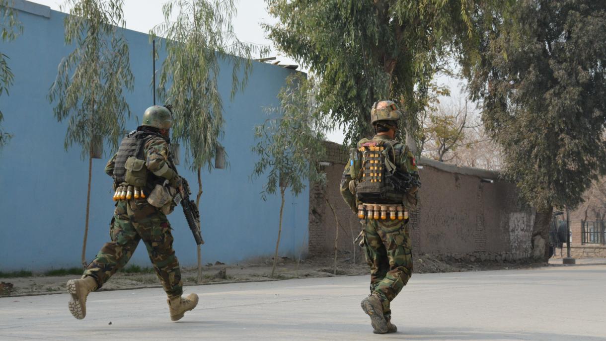 阿富汗一警察局遭塔利班成员袭击