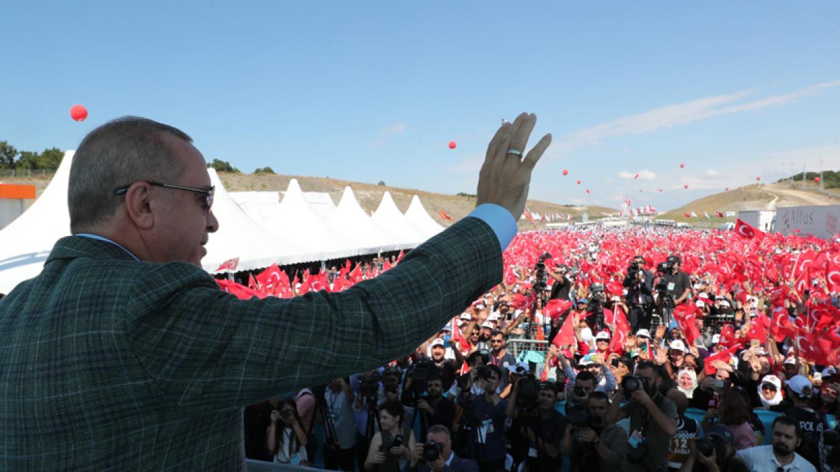 El diario francés L’Opinion: “Erdogan es un líder que cambia las reglas del juego”
