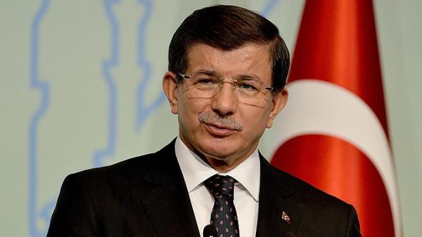 Davutoglu. “Noruz debe ser un símbolo que consolida la paz y fraternidad”