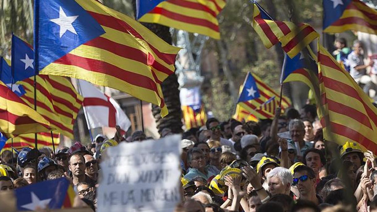 موضع فرانسه در قبال اعلام استقلال کاتالونیا