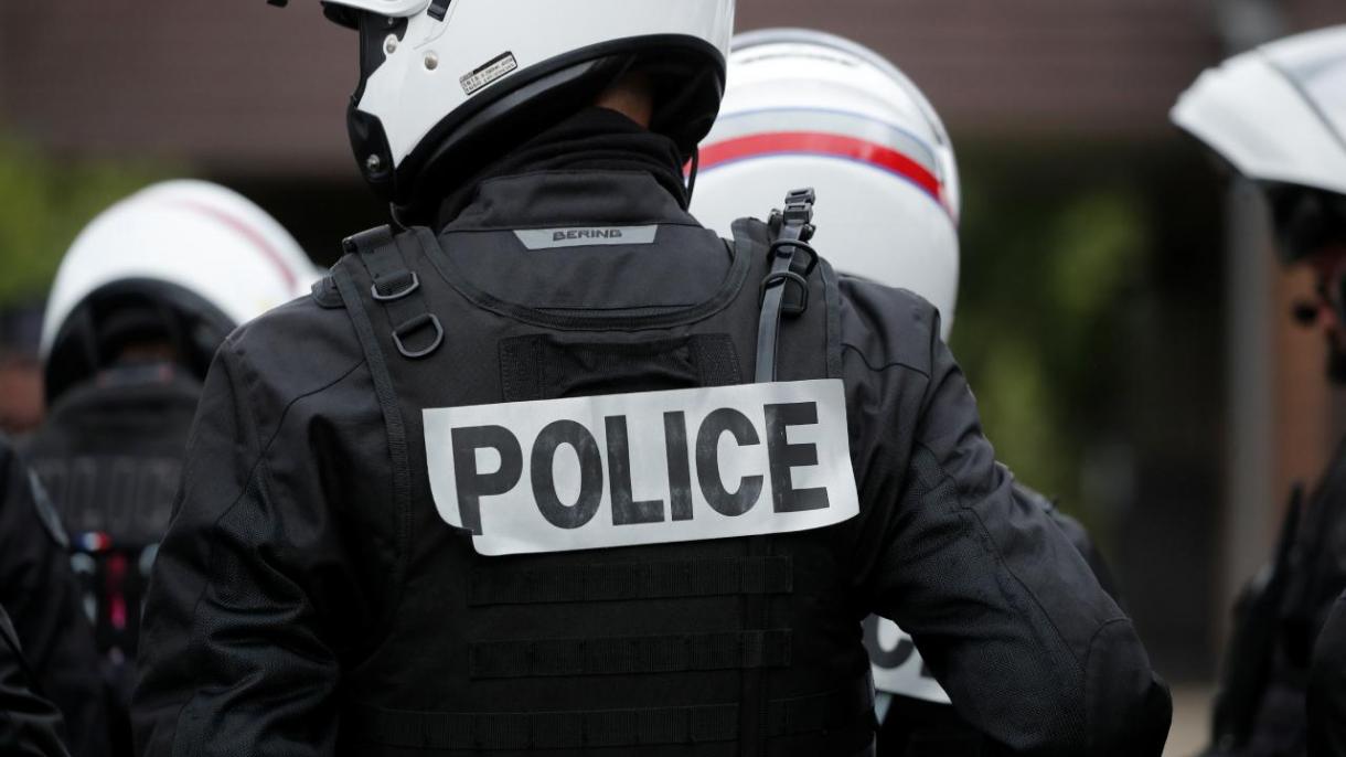 Cinco policías en Francia detenidos acusados ​​de matar a un adolescente musulmán