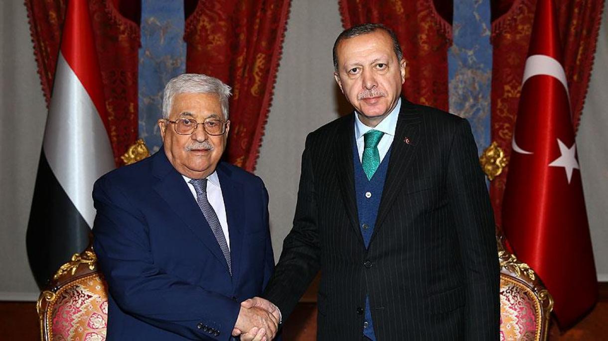 El presidente palestino invita a Erdogan a un evento internacional sobre Jerusalén