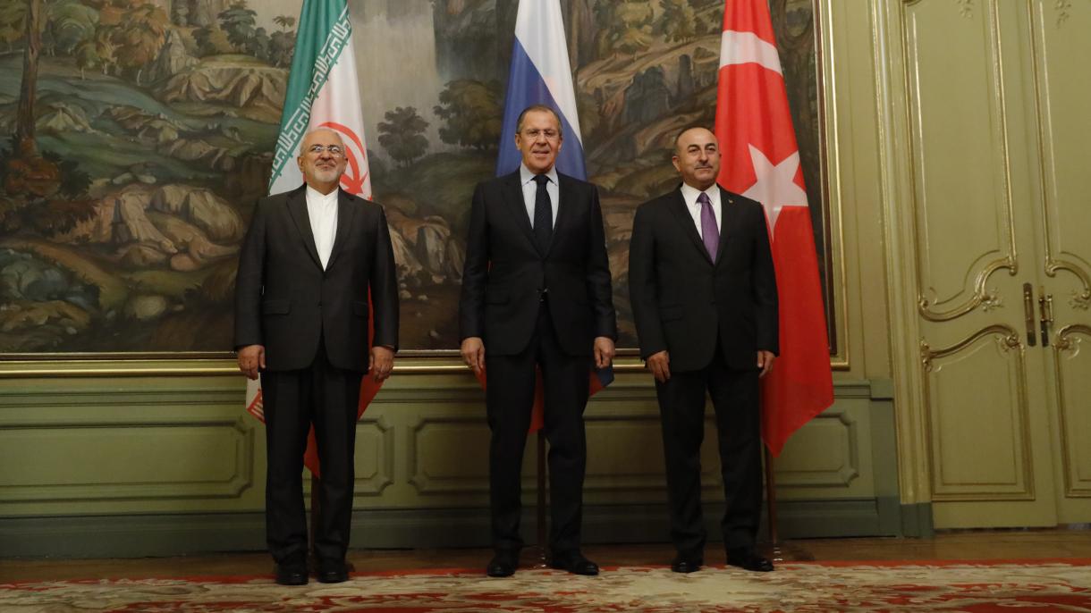 Moszkvában találkozott a török, orosz és iráni külügyminiszter