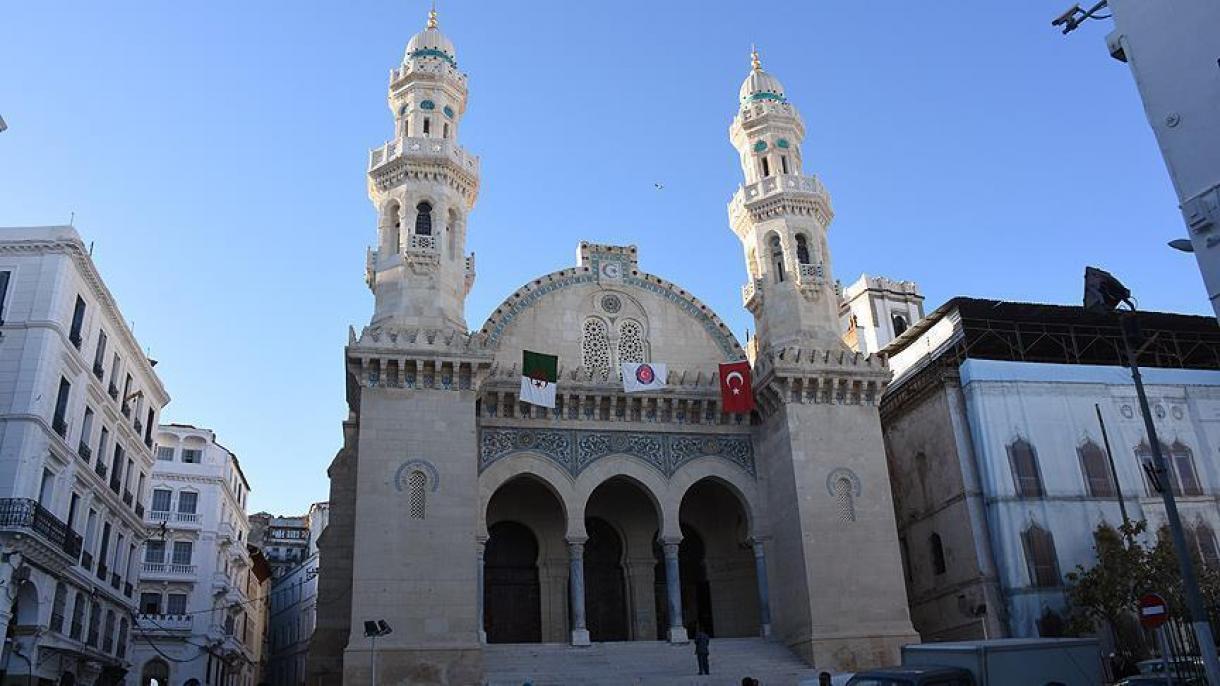 ترکیه نماد استقلال الجزایر را مرمت کرد