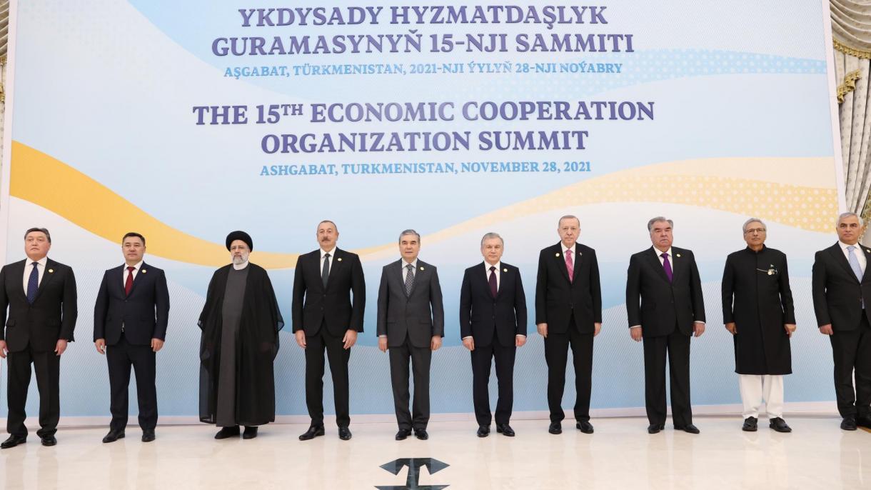Во Ашкабат, во Туркменистан се одржа 15. Самит на Организацијата за економска соработка