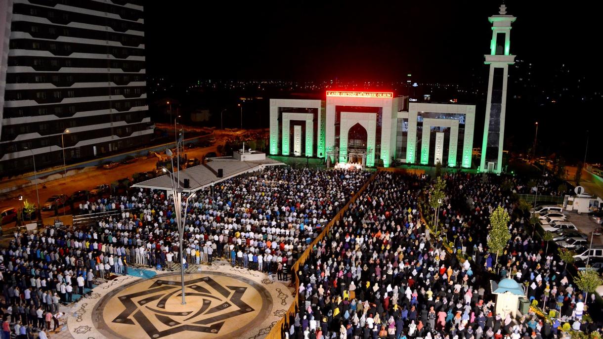 آج ترکی میں شب قدرمذہبی جوش و خروش اور عقیدت  سے منائی جا رہی ہے