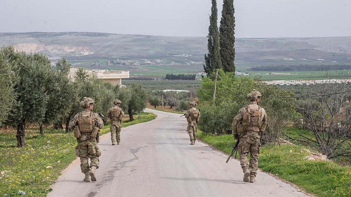 Африндегі 9 ауыл басшысы ұсталған террористтерді түрік әскеріне өткізді