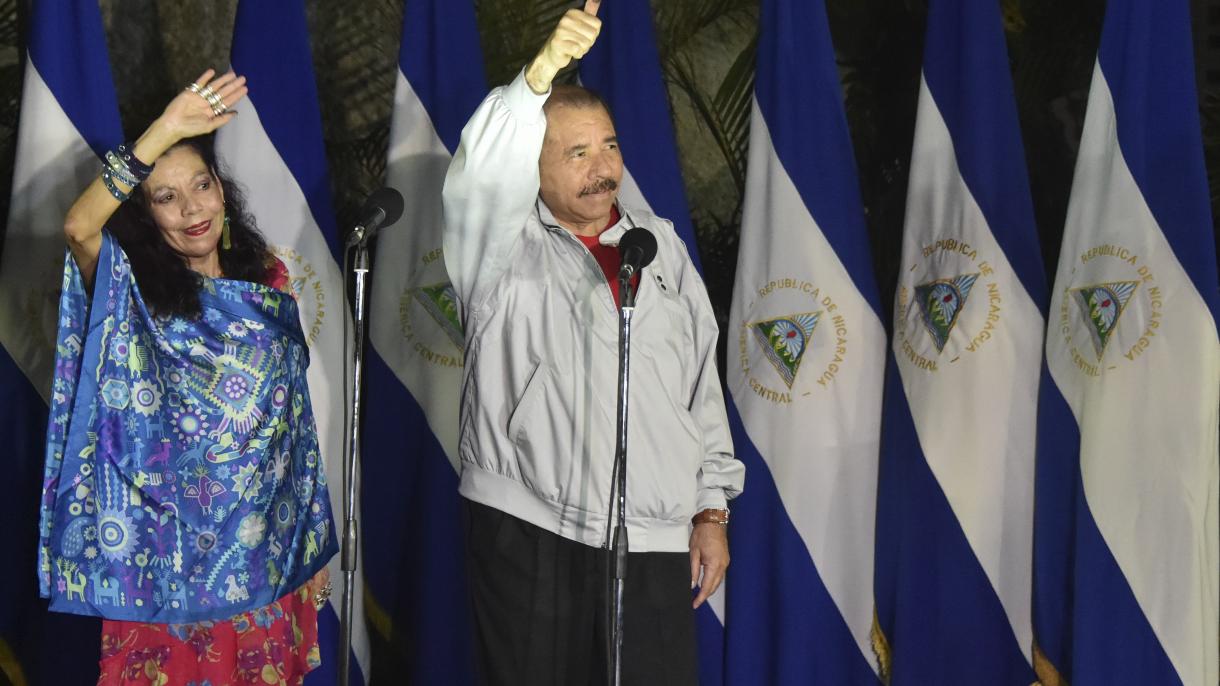 Raúl Castro dio la enhorabuena a Ortega y a Murillo por "gran" victoria electoral