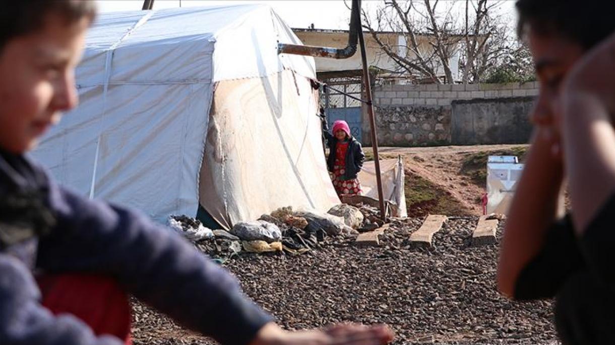 En las últimas 24 horas 21 mil civiles más se refugiaron en la frontera turca desde Siria
