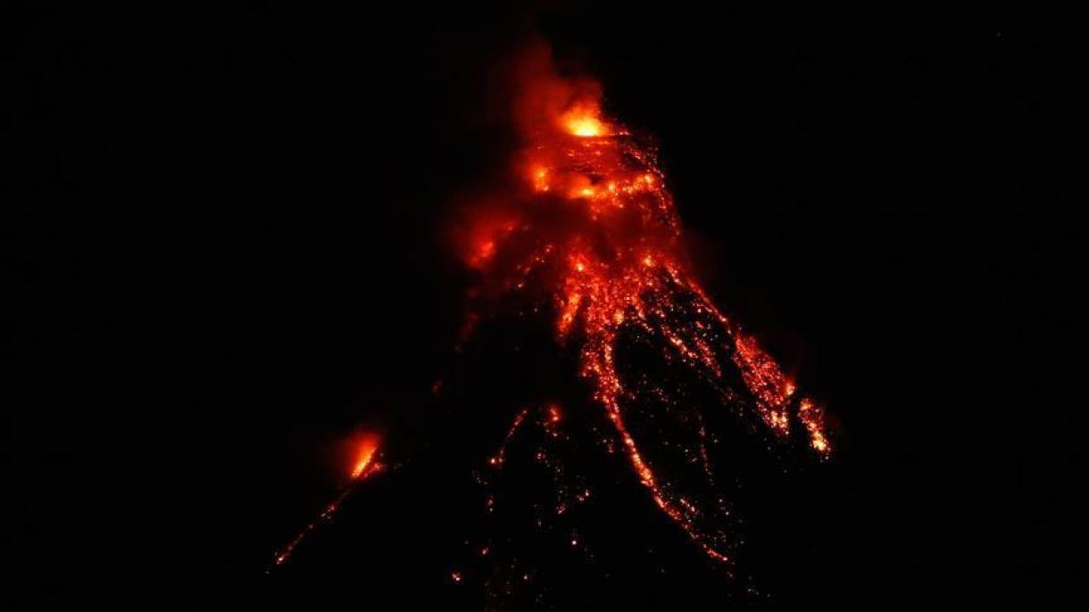 فعالیت مجدد آتشفشان مراپی در اندونزی