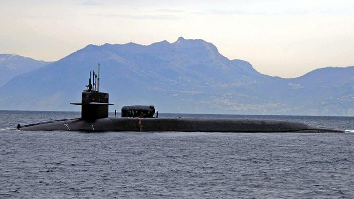 زیر دریایی اتمی آمریکا در منطقه هند ـ پاسیفیک با یک شی ناشناس برخورد کرد