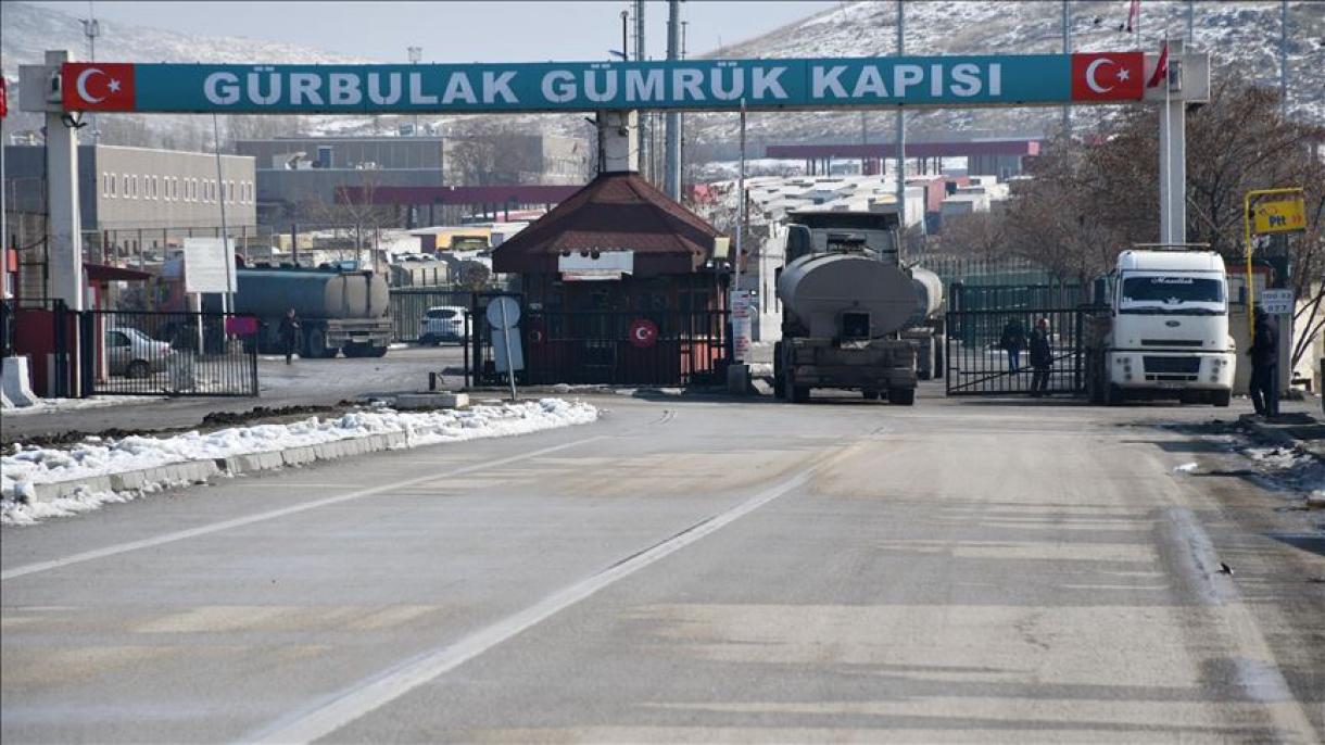 تدابیر ترکیه در گذرگاه مرزی گوربولاک با ایران برای مقابله با انتشار ویروس کرونا