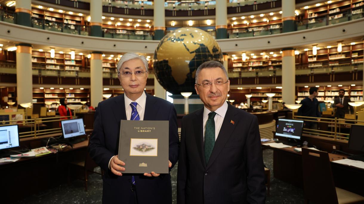 رئیس جمهور قزاقستان از کتابخانه ملت در انقره دیدن کرد