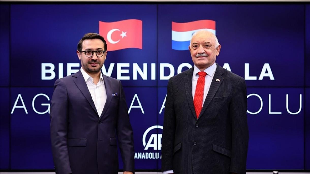 El embajador de Paraguay en Turquía visita la sede de la Agencia Anadolu