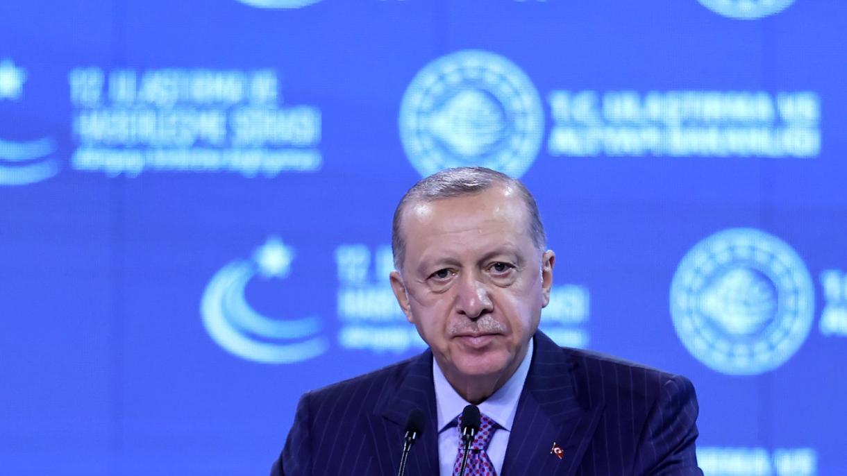 جمهور باشقانی اردوغان: "الکتریک انرژی‌سی ایله ایشله‌ین میللی لوکوموتیوین اوره تیمینه باشلایاجاغیق"