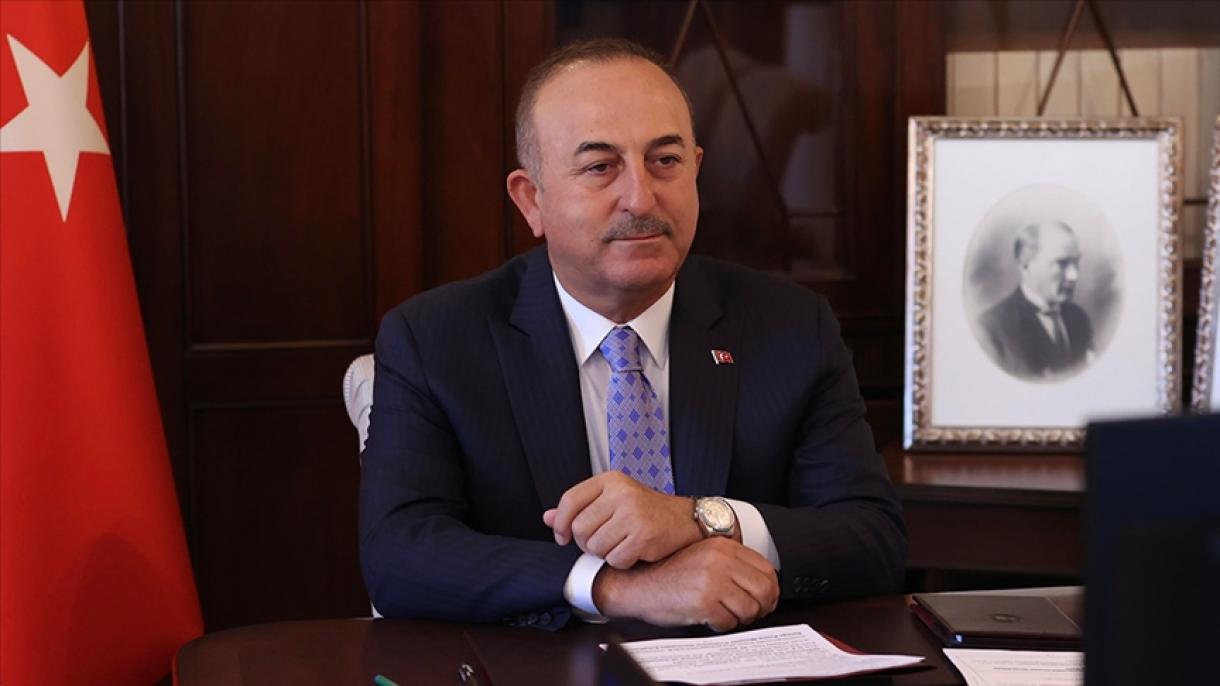 Çavusoglu comentou o ataque à Turkevi nos EUA