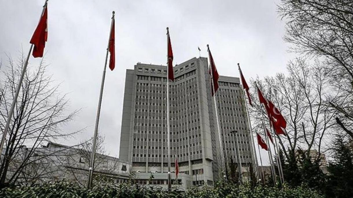 Reacția dură a Turciei la decizia Austriei de a închide moscheile