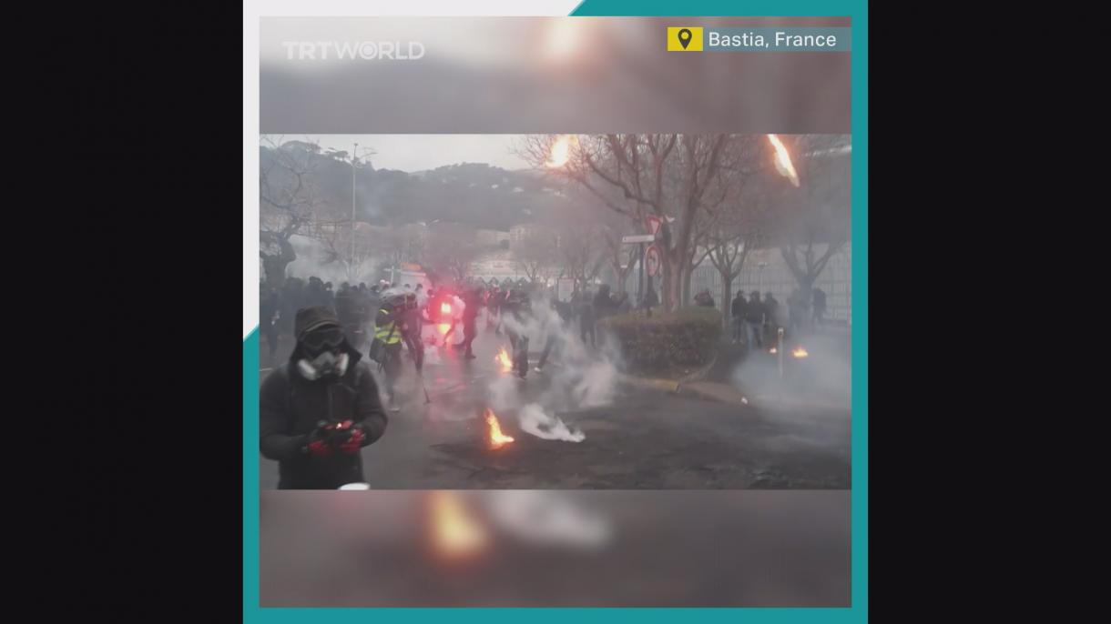 Összecsaptak a tüntetők és a rendőrök a Korzika-szigeten