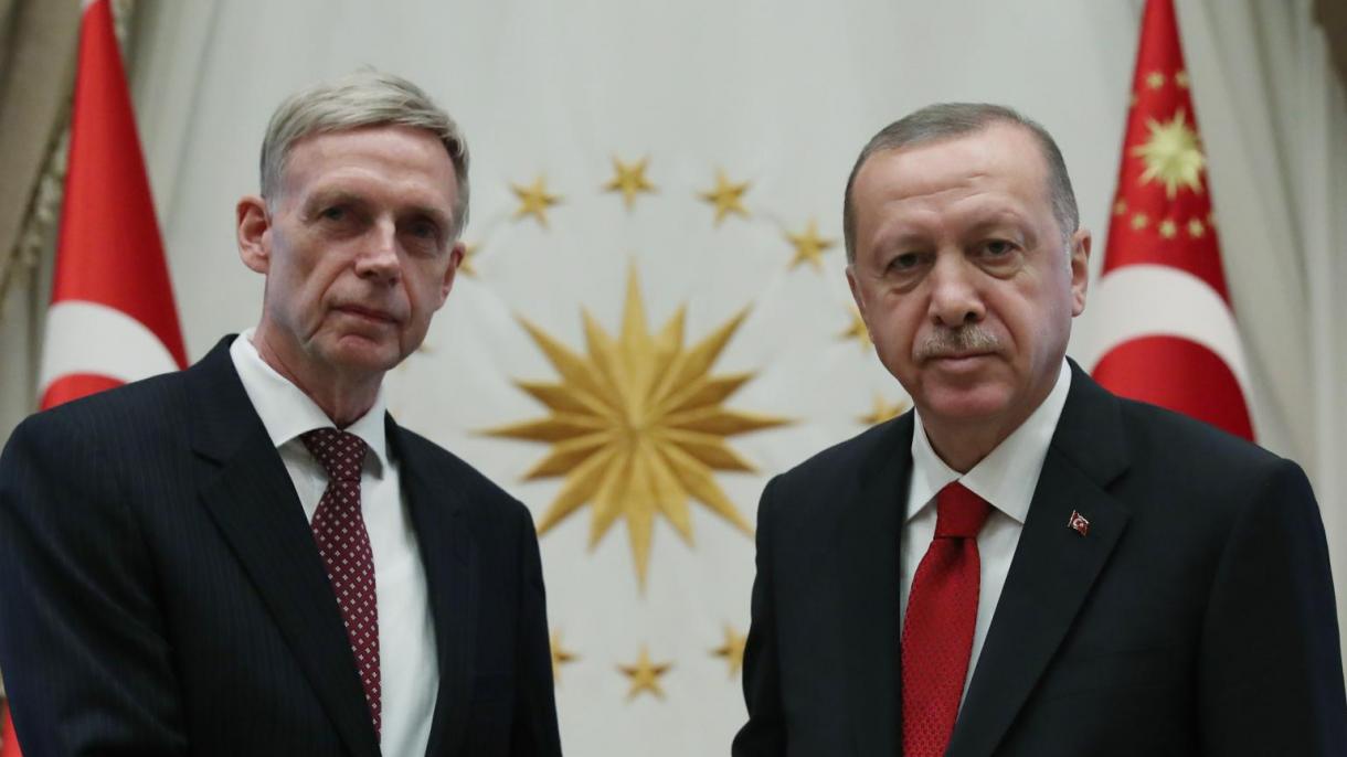 Erdogan ha recibido al embajador noruego en Ankara Skjonsberg