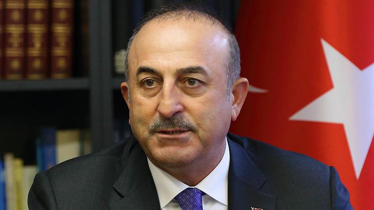 Cavusoglu: "Os EUA não devem ameaçar a Turquia"