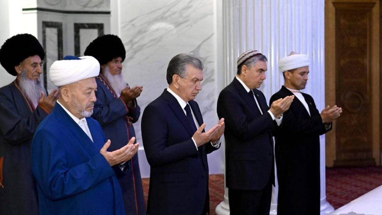 Özbekistan Türkmenistan Şevket Mirziyayev Berdimuhamedov2.jpg