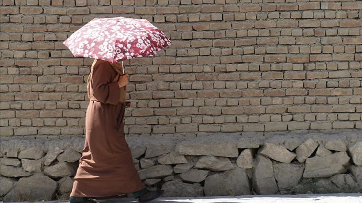 Afganistan: Voditeljice moraju nositi hidžab, zabranjeno emitiranje serija u kojima glume žene